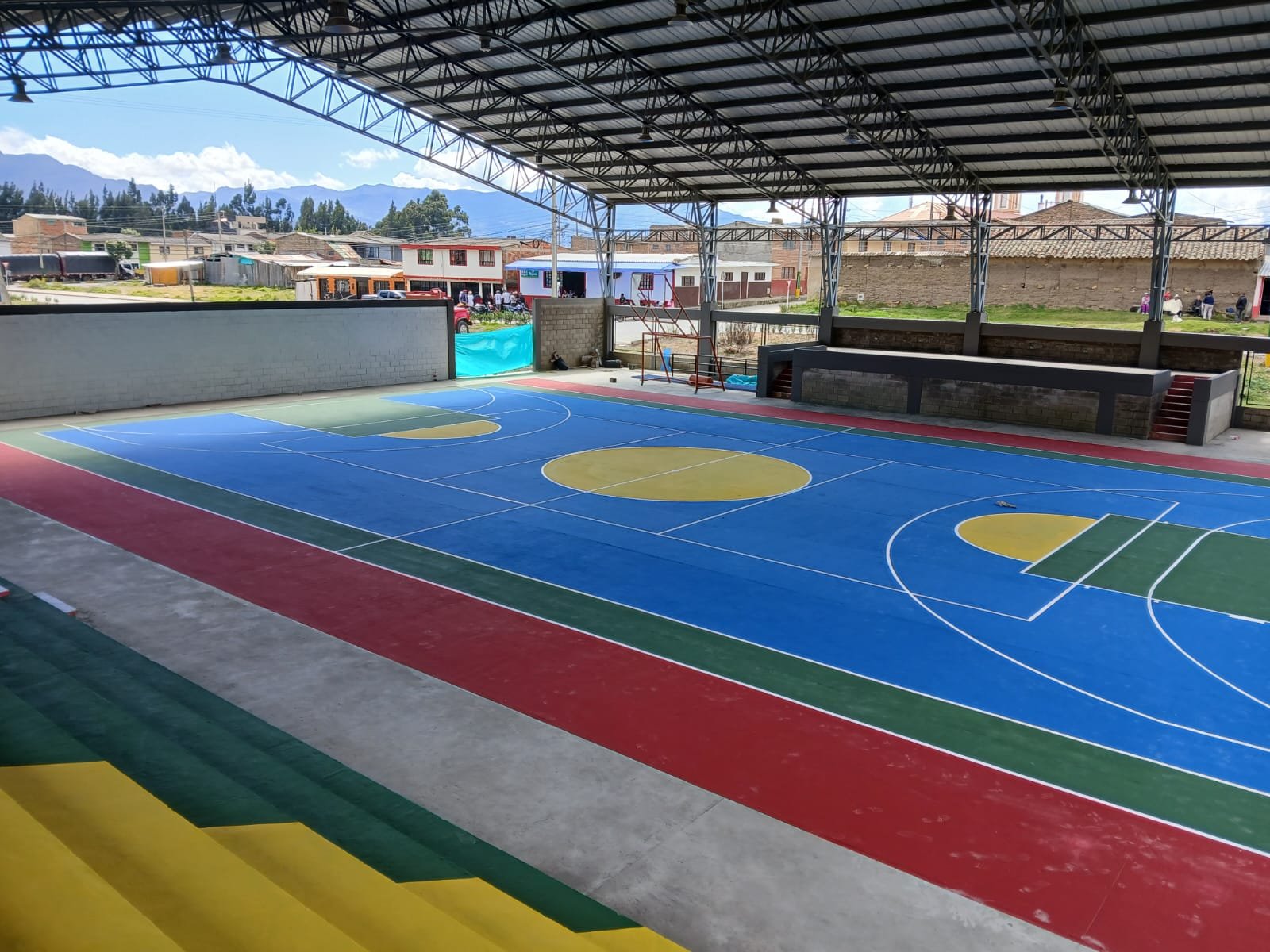 Cómo Pintar una Cancha Deportiva: Técnicas Reglamentarias y Materiales Duraderos con CONSTRUCTORA LENCOVA S.A.S